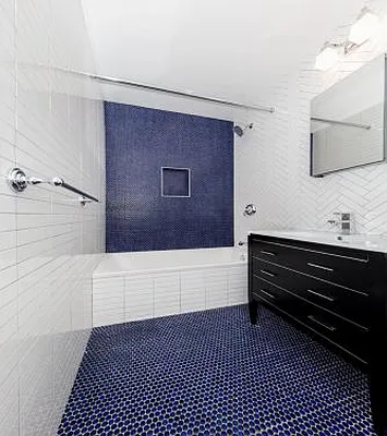 Rented by Icon Realty Management | media 13