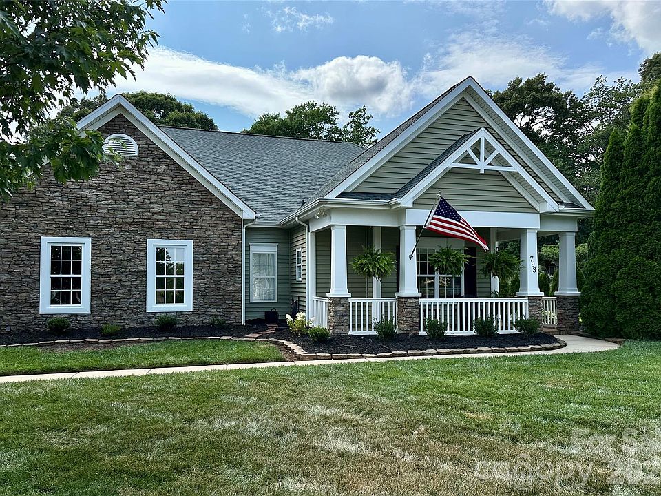1st image of 793 Seipel Dr
