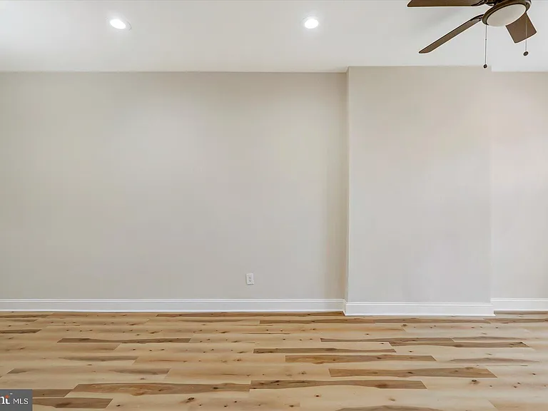 705 N Milton Ave — Photo 6