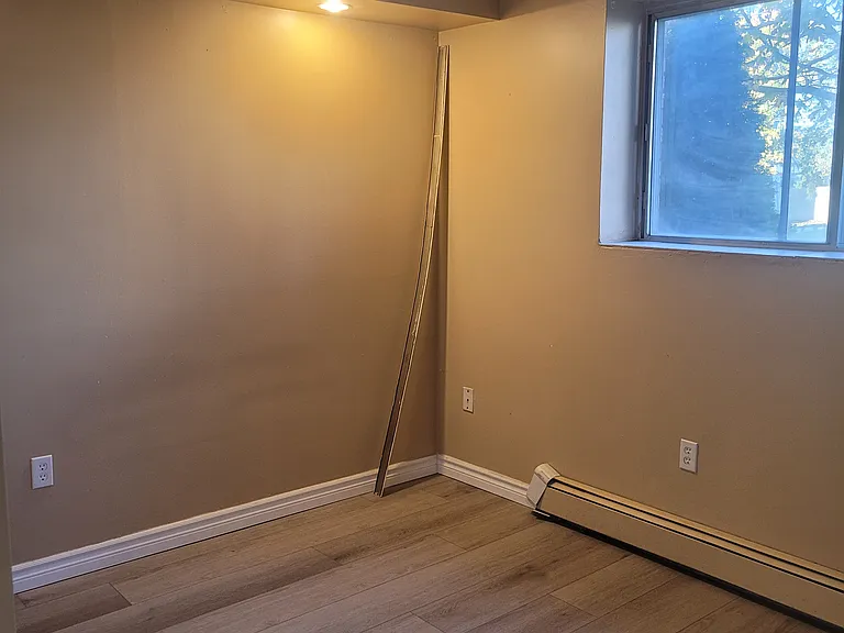 350 Regina St N #G02 — Photo 8