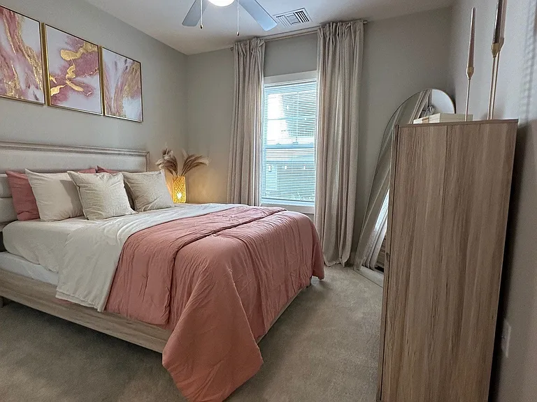 Pine Reserve Apartments — Photo 24