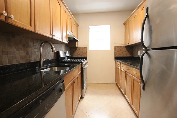 Rented by Bedford 6 Real Estate | media 23