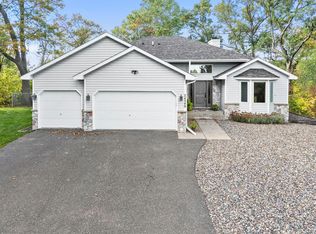 24340 Fawn Trl, Forest Lake, MN 55025