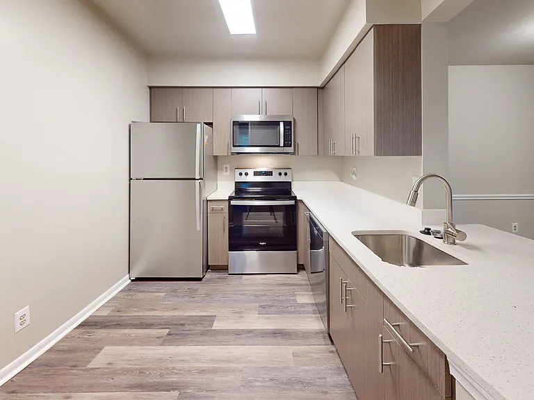 Canterbury Apartments — Photo 56