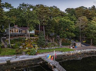 1077 Shore Dr, Bedford, NS B4A 2E6