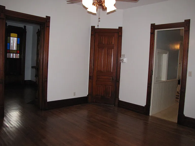 17 N Earl St — Photo 24