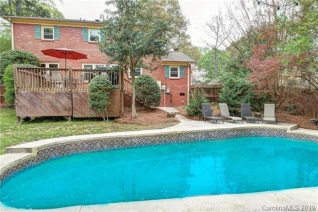 1st image of 4700 Easthaven Dr