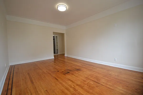 Rented by Silverstein Collection LLC  | media 15