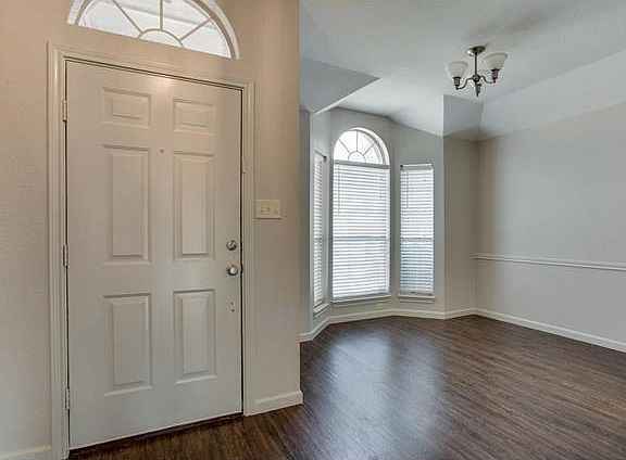 5th image of 1414 Stella Dr
