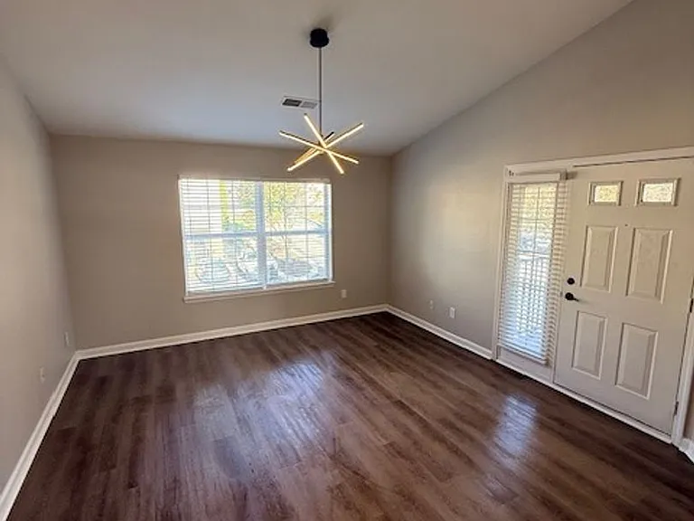 Pinebrook Apartments — Photo 18