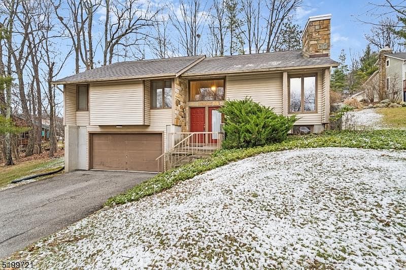 1st image of 53 Sandpiper Dr