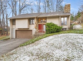 53 Sandpiper Dr, Hackettstown, NJ 07840