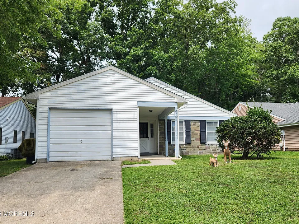 206 Yorktowne Dr