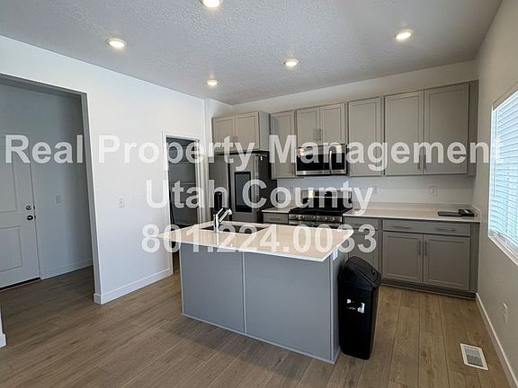 4th image of 1688 W Blue Flax Dr