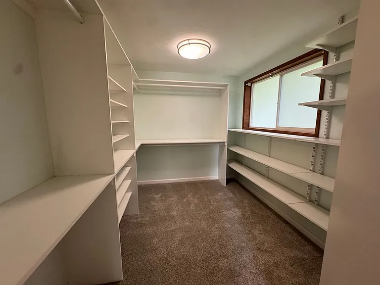 15928 N Umpqua Hwy — Photo 29