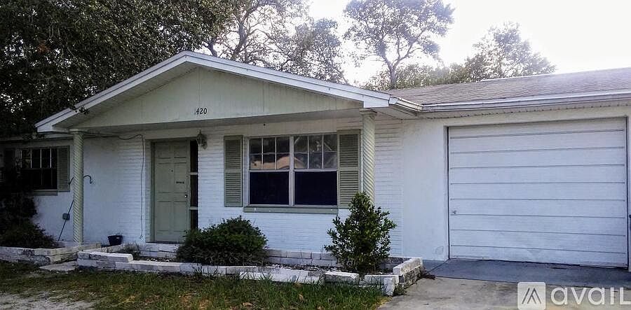 1st image of 1420 Dartmouth Dr