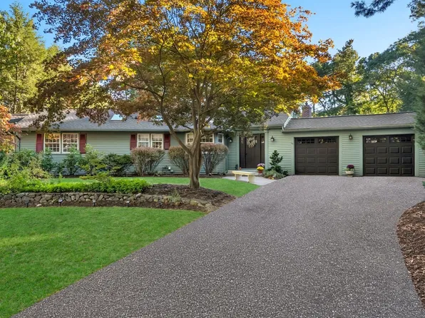 44 Pequot Rd, Wayland, MA 01778