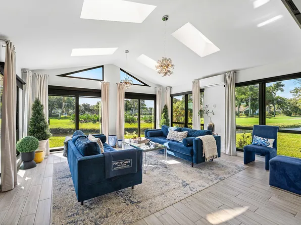 6746 Touchstone Circle, Palm Beach Gardens, FL 33418