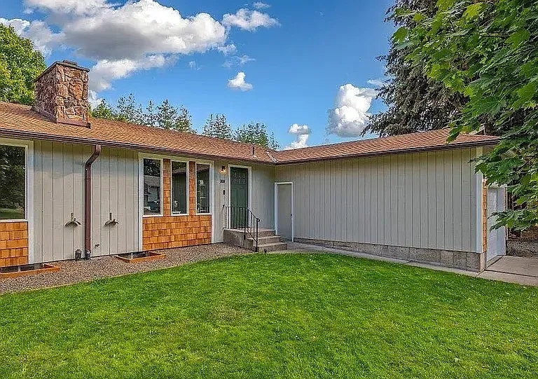 3810 N Belmont Rd — Photo 1