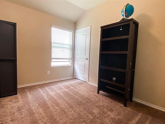 5th image of 5008 NW College Dr