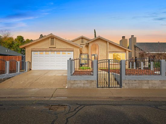 9017 Prairie Trail Way, Sacramento, CA 95826