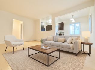 924 Hancock Ave APT 2, West Hollywood, CA 90069