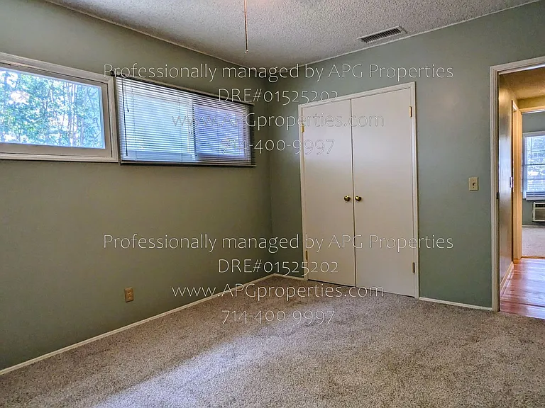 1022 N Baker St — Photo 7
