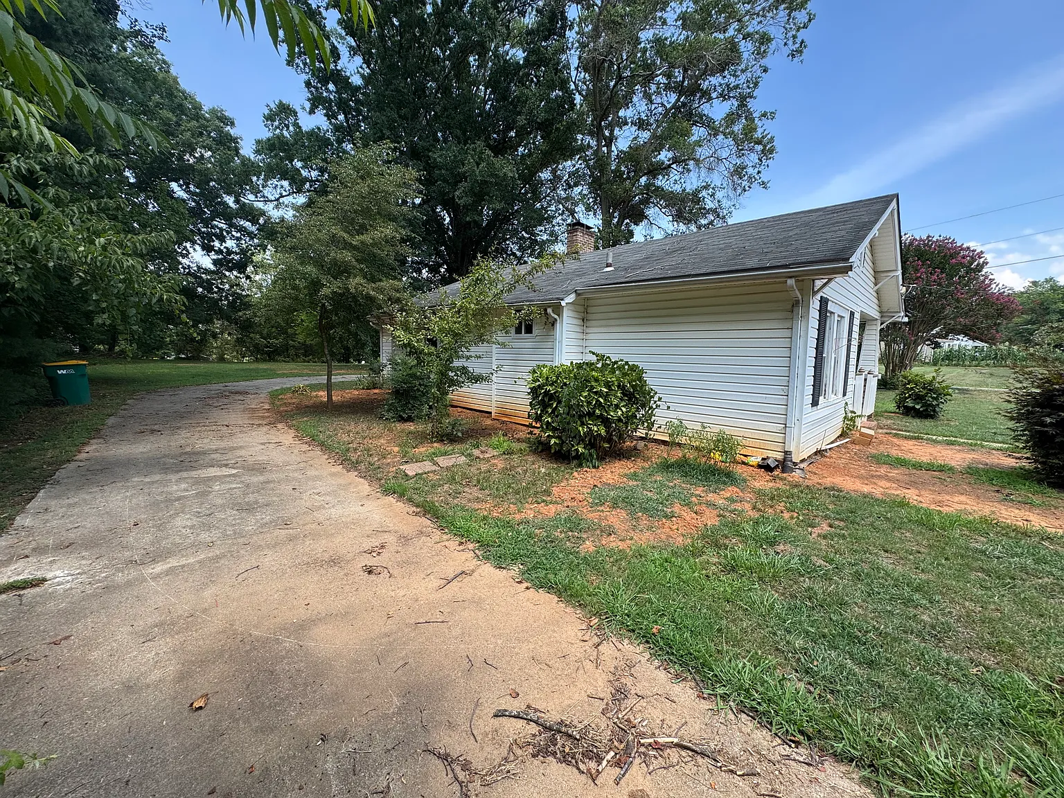 2 bed, 924 sqft, $1,100 — Photo 2