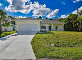 7181 Helliwell St, North Port, FL 34291