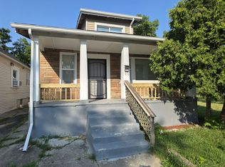 13898 Mackay St, Hamtramck, MI 48212