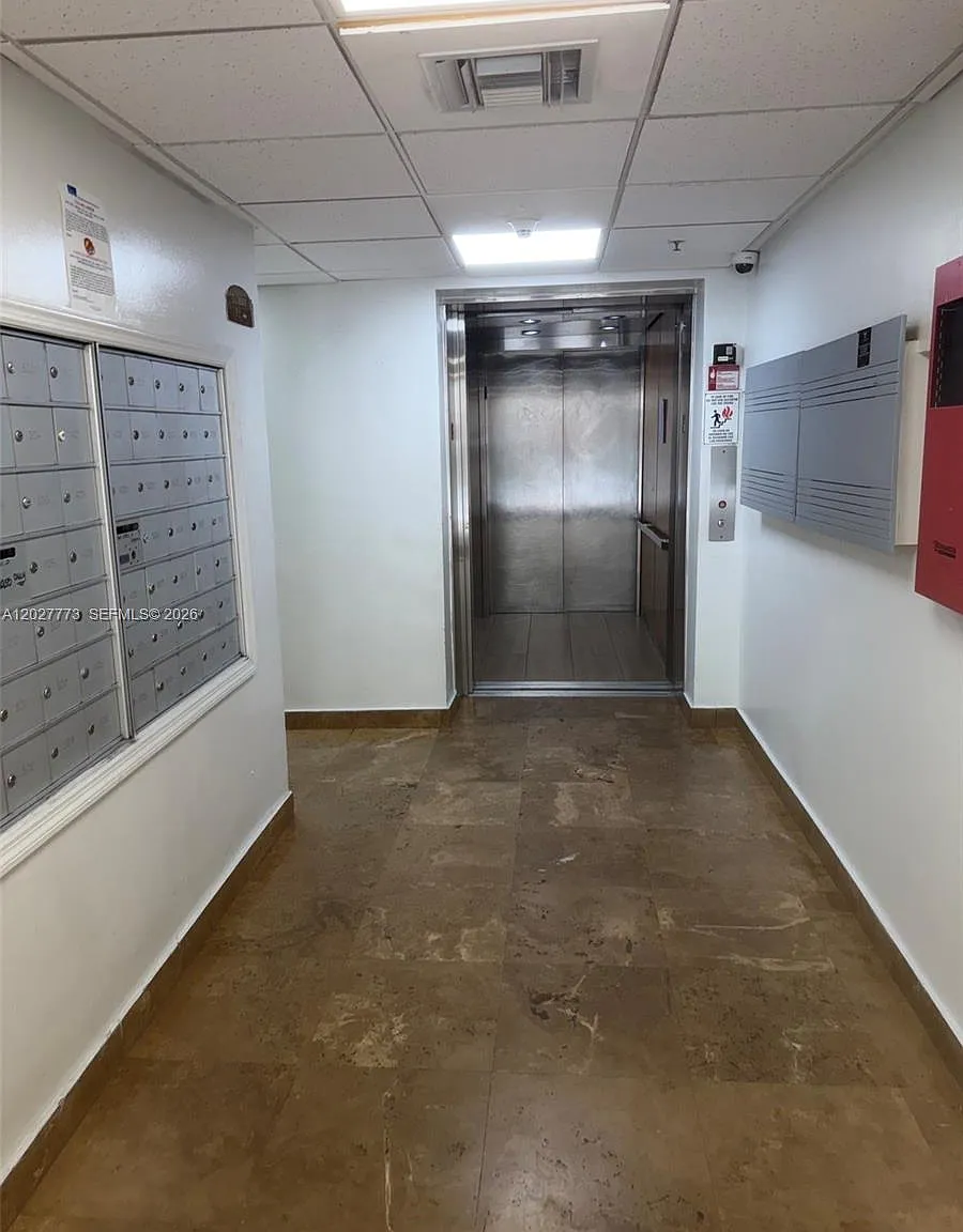 The Citadel Condo — Photo 3