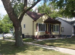 2882 Greenfield Rd, Berkley, MI 48072