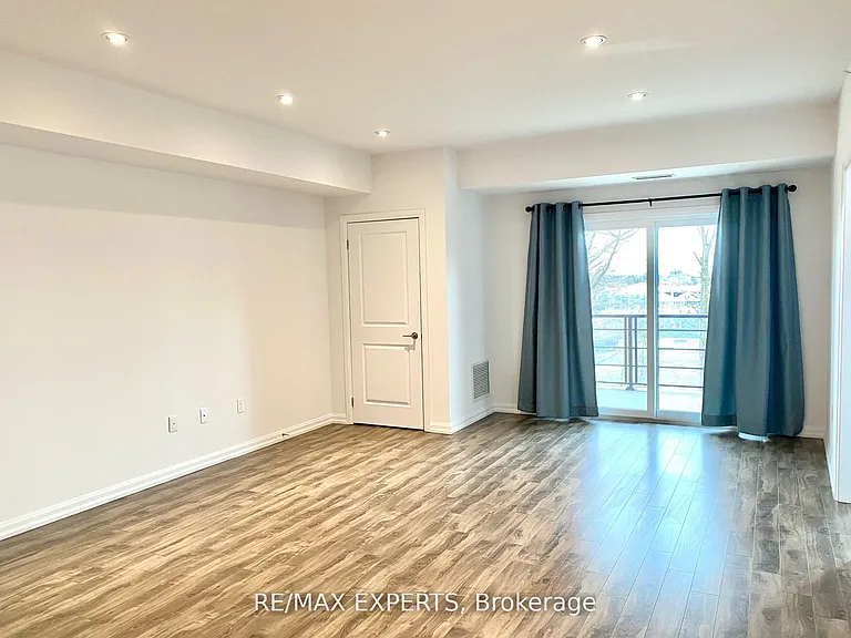 302 Essa Rd #306 — Photo 5