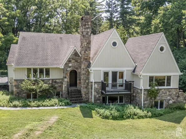 596 Keefe Rd, Lawrence Township, NJ 08648