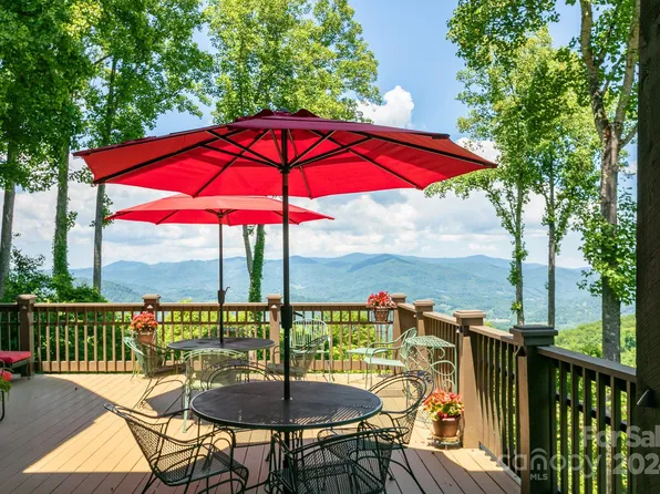 671 Austin Mountain Dr, Burnsville, NC 28714