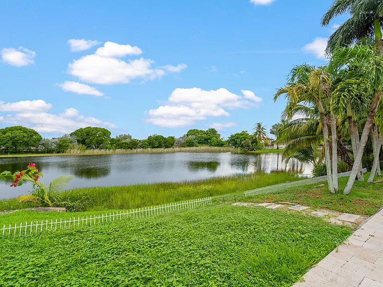 3654 SW 150th Ct — Photo 7