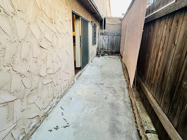 272 H St #B — Photo 35