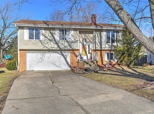 2538 Redlich Ct, Decatur, IL 62521