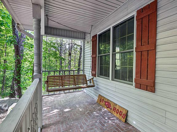3rd image of 6 Tobarra Ln