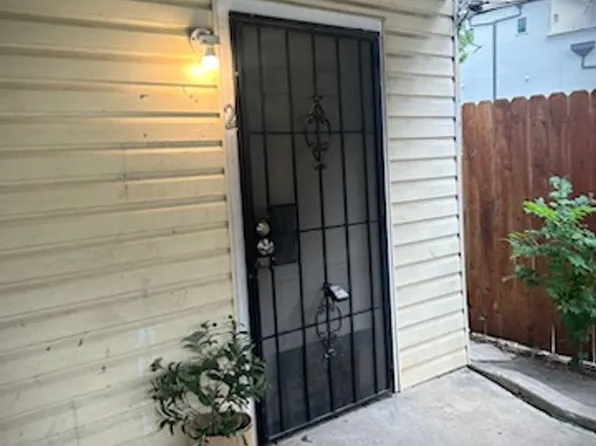 739 E Ashby Pl, 739 E Ashby Pl #2, San Antonio, TX 78212