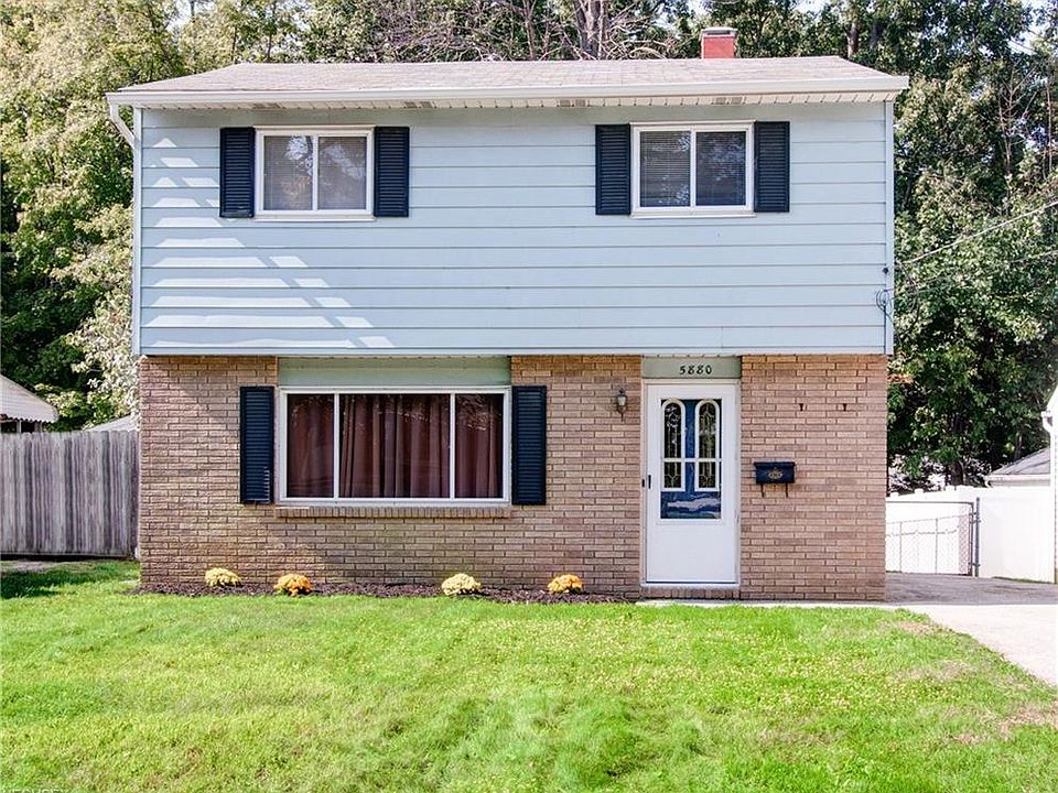 1st image of 5880 Suwanee Dr