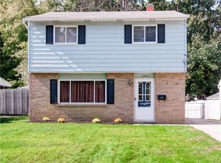 5880 Suwanee Dr, Mentor On The Lake, OH 44060