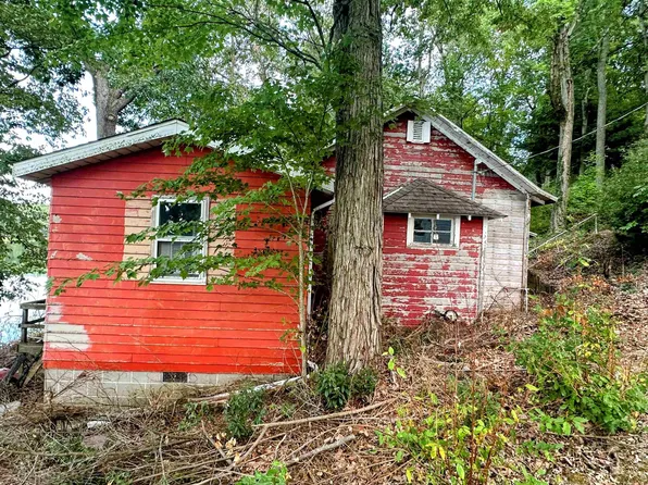 9246 E Koher Rd S, Syracuse, IN 46567