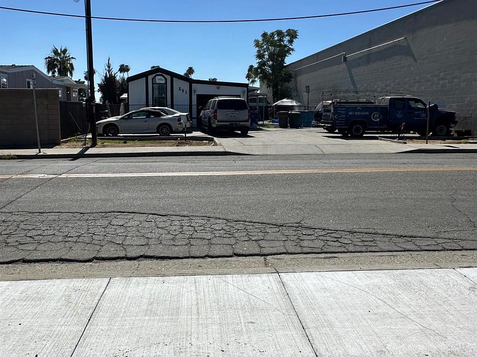 1st image of 241 Sequoia Dr