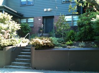 2406 NW Overton St APT 4, Portland, OR 97210