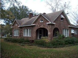1332 Ashley River Rd, Charleston, SC 29407