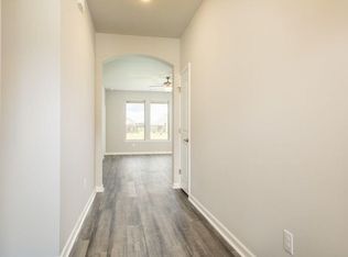 1610 Reserve Dr, Westlake, LA 70669