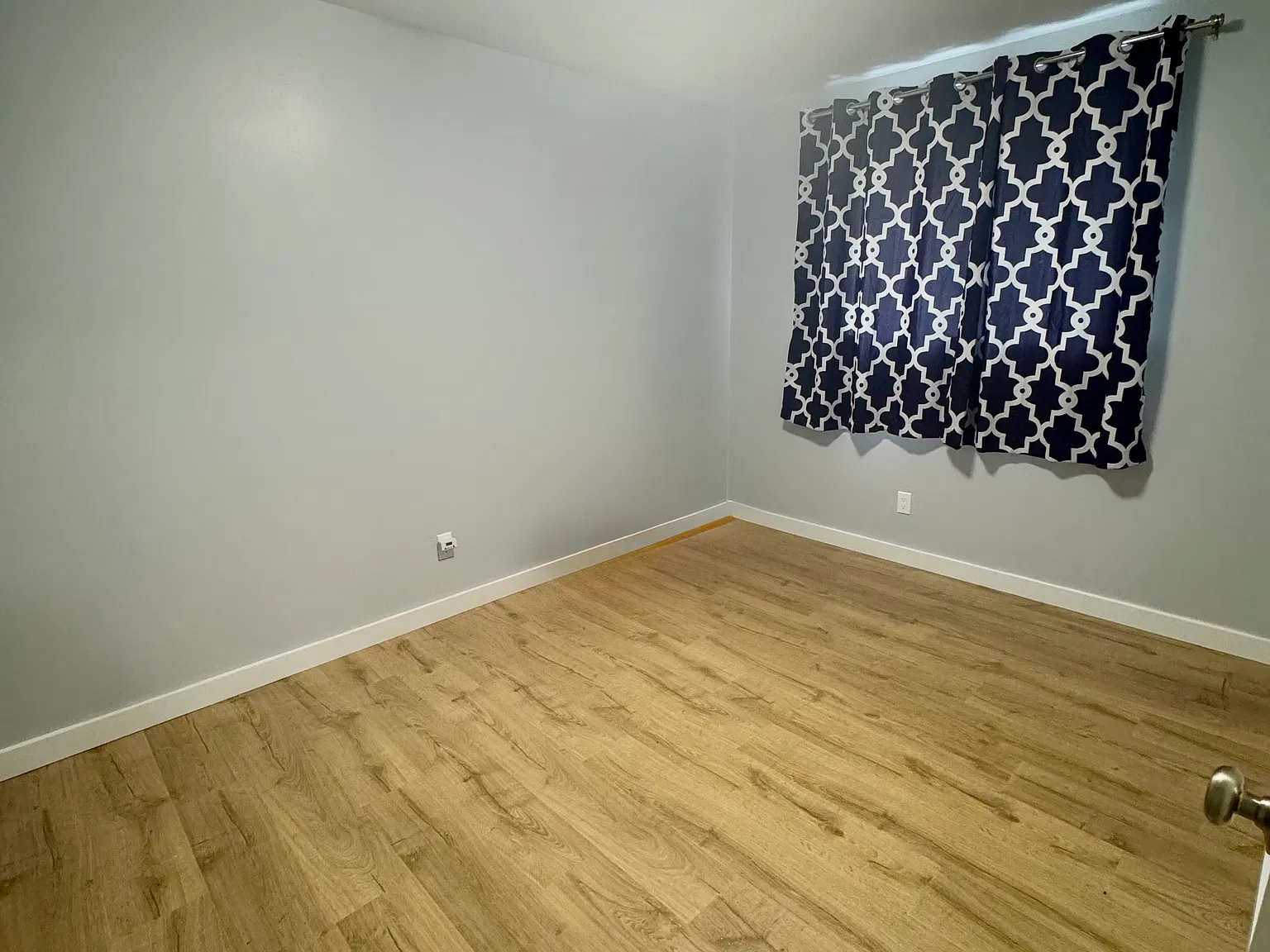 3 bed, $2,400 — Photo 4