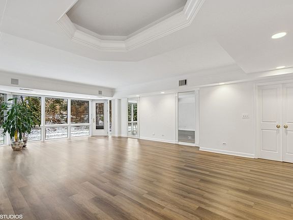 3rd image of 601 Mulberry Pl APT 1D