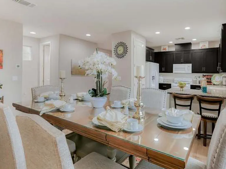 11 Belle Harbor Cir — Photo 5